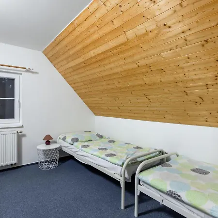 Hill 60 By Interhome Cista (Hradec Kralove)